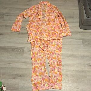 Victoria’s Secret sleepwear